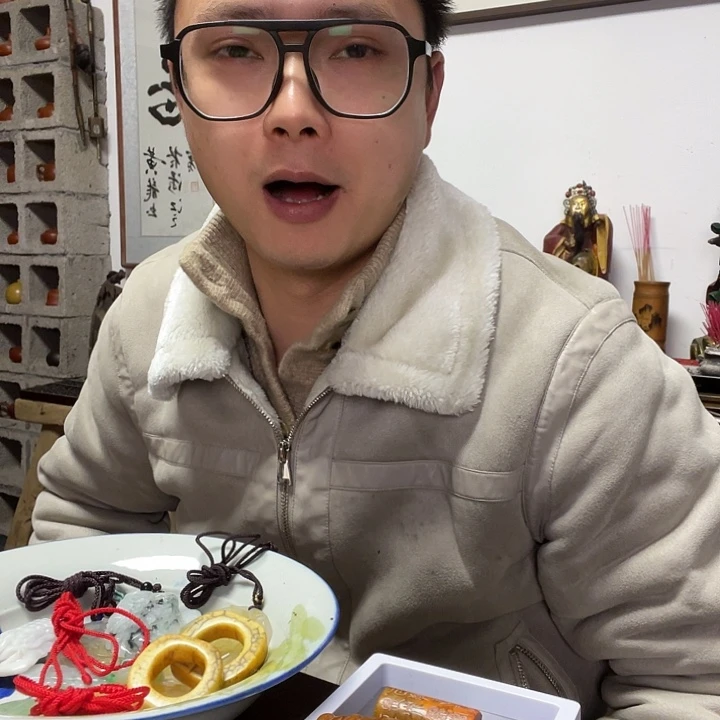 泥塑吴****吴云飞浪卷定向闪购3个石头