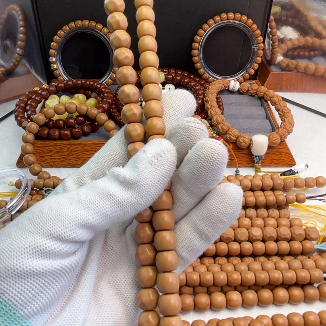 猴头核桃吊坠雲*奶酪