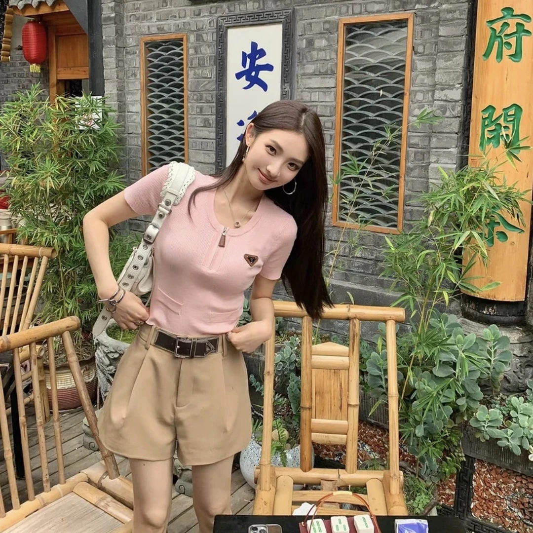 99新 Prada/普拉达 tem238/圆领拉链三角标短袖针织衫 38码 棉