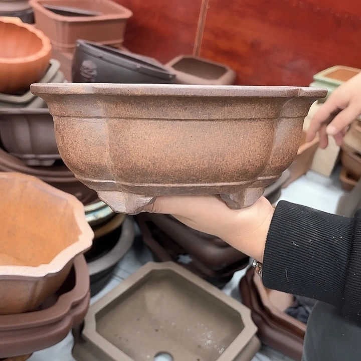 紫砂花盆紫砂的颜色很好看呀