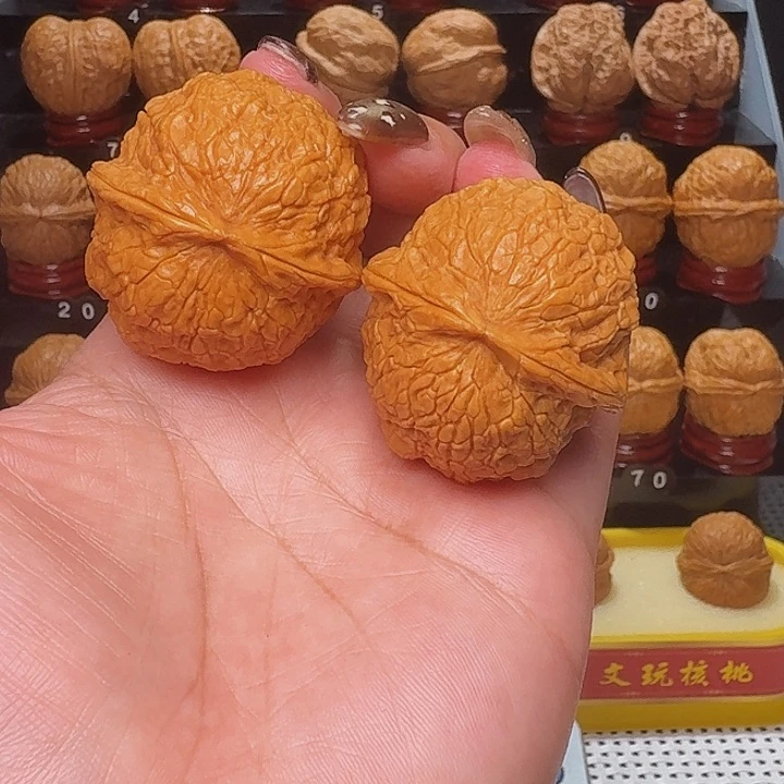 文玩核桃把件金丝绣球-…………11