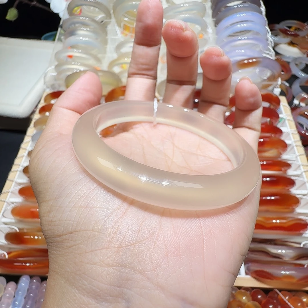 @***T手镯玛瑙/玉髓未镶嵌