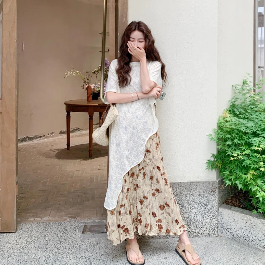 设计感碎花吊带裙罩衫套装女2025夏新款温柔慵懒风显瘦遮肉两件套