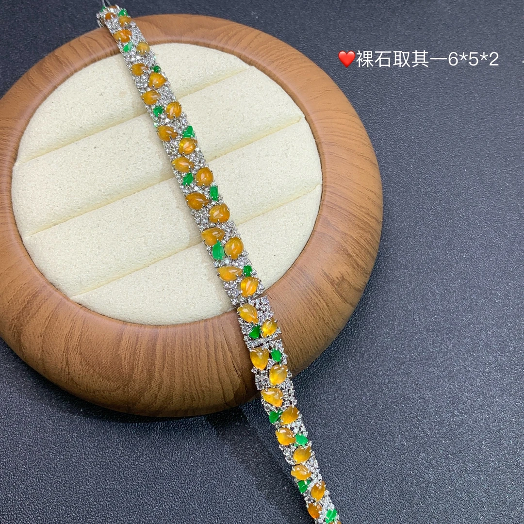 新品推荐·18k金冰黄翡随形满天星设计款翡翠玉石缅A手链