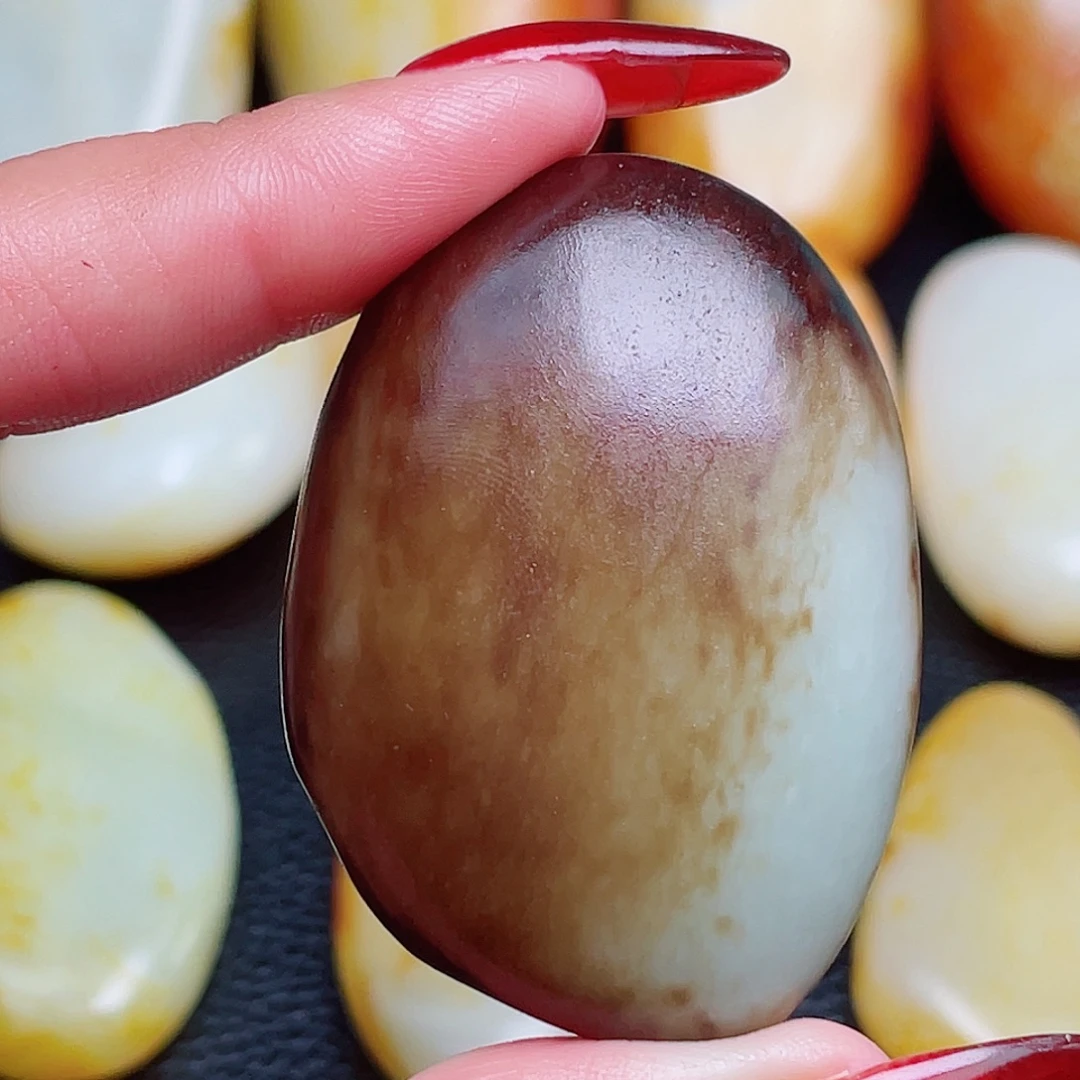 和田玉未镶嵌珠宝奇石