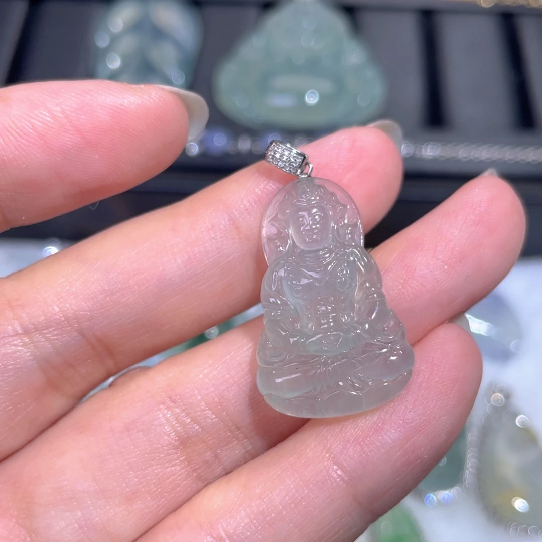 颈饰18K金镶嵌翡翠翡翠