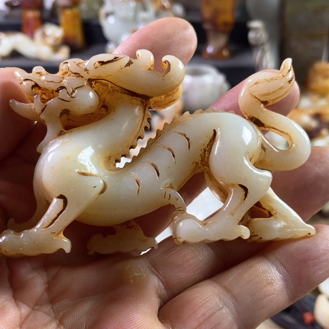 颈饰未镶嵌和田玉（青玉）