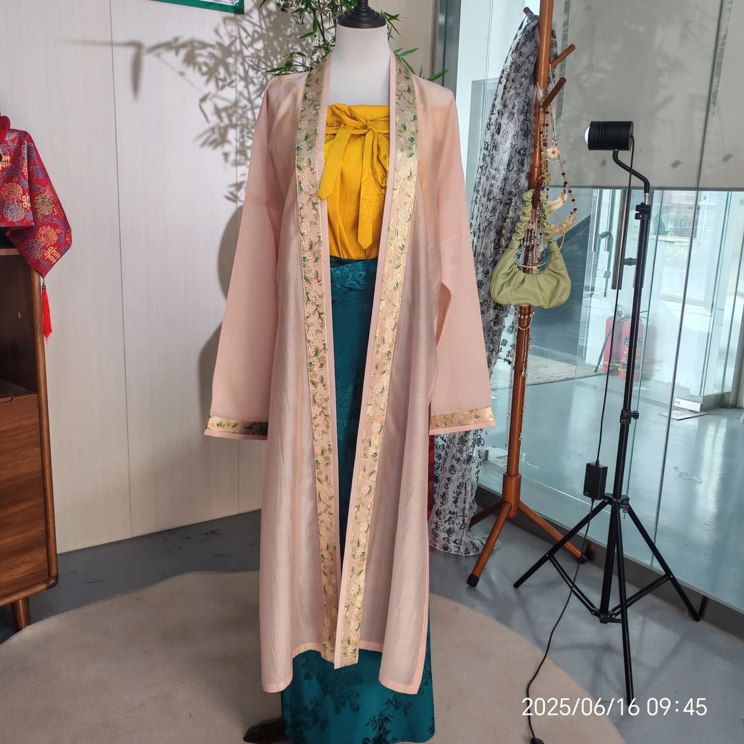 卿如故原创白菜2025粉色宋制褙子