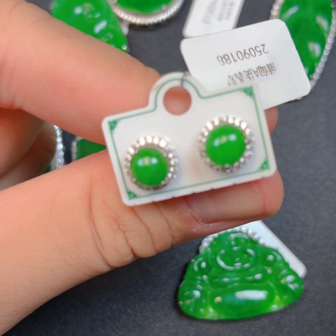 翡翠银S925镶嵌颈饰