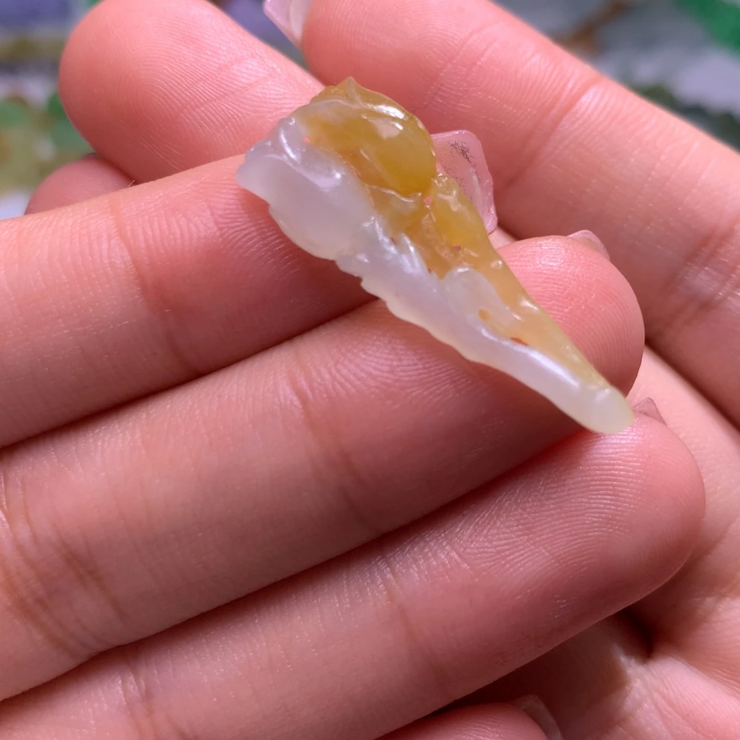 定制翡翠未镶嵌玫瑰花