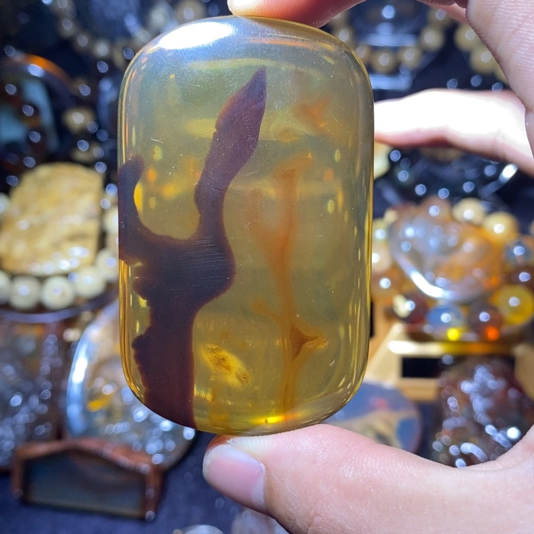 琥珀未镶嵌珠宝奇石