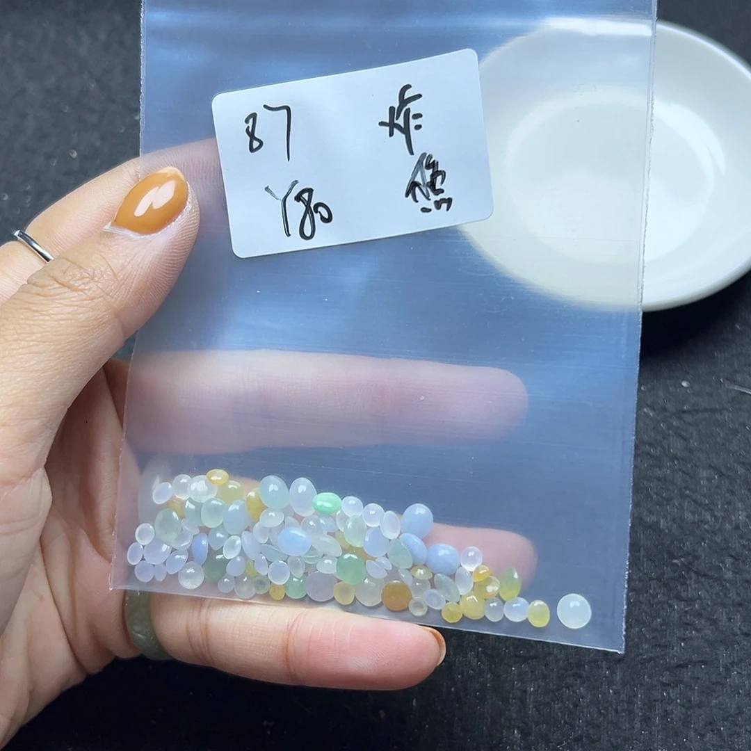 焦***i翡翠散珠翡翠裸石