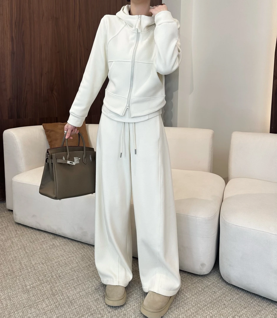 欧尼私服2025秋冬新款极简风百搭时尚时尚套装秋冬套装2511C8303