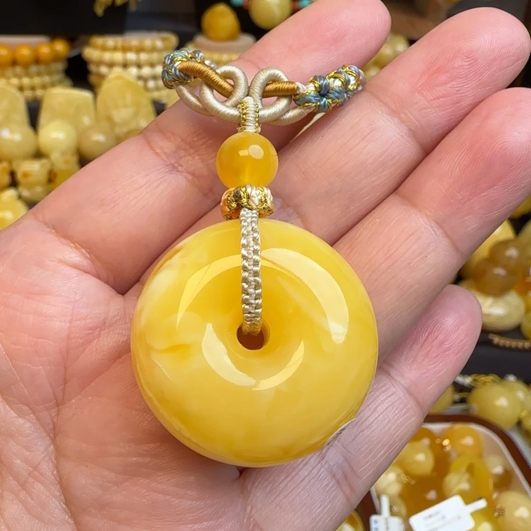 琥珀未镶嵌套链焦皮料蜜蜡平安扣