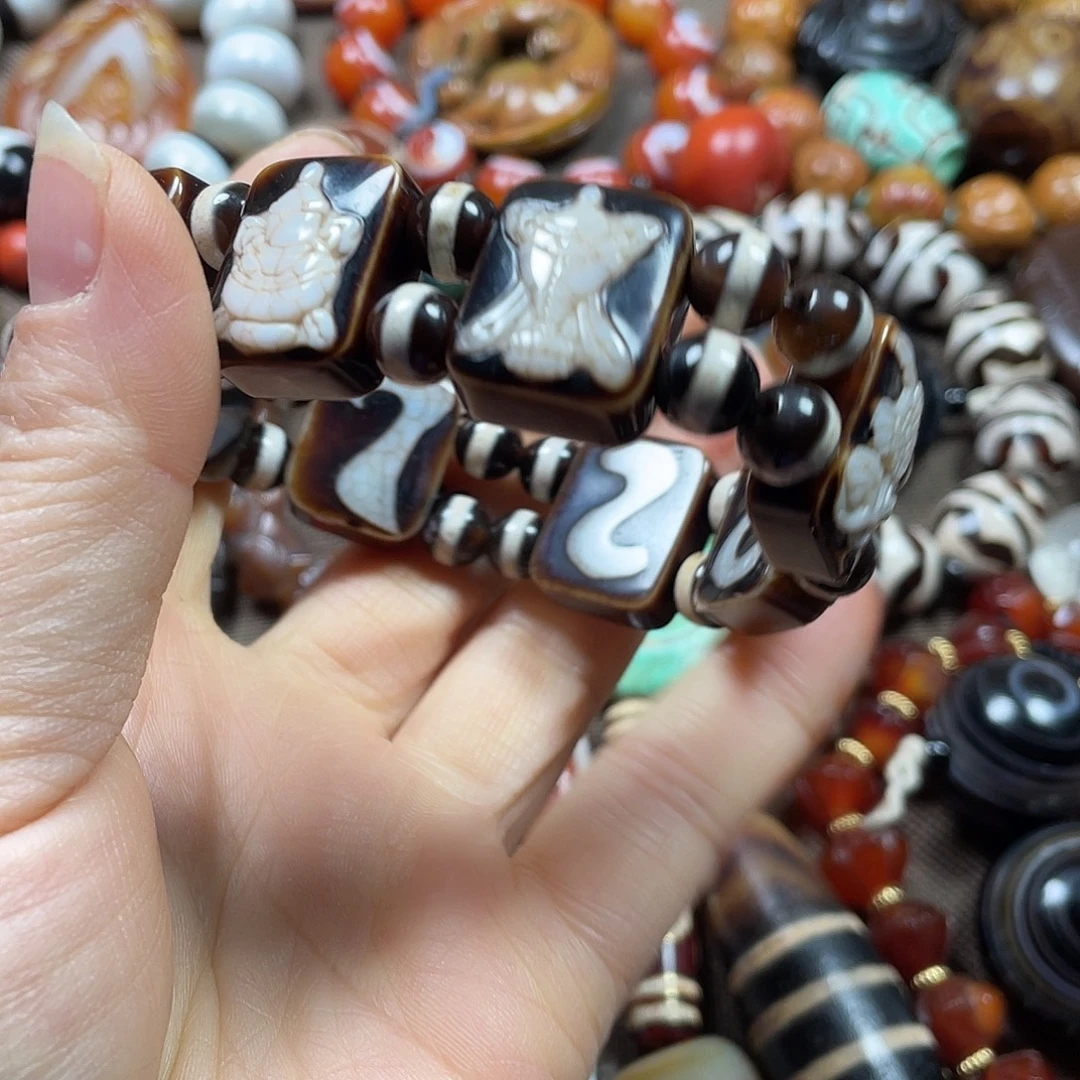 玛瑙/玉髓未镶嵌挂件