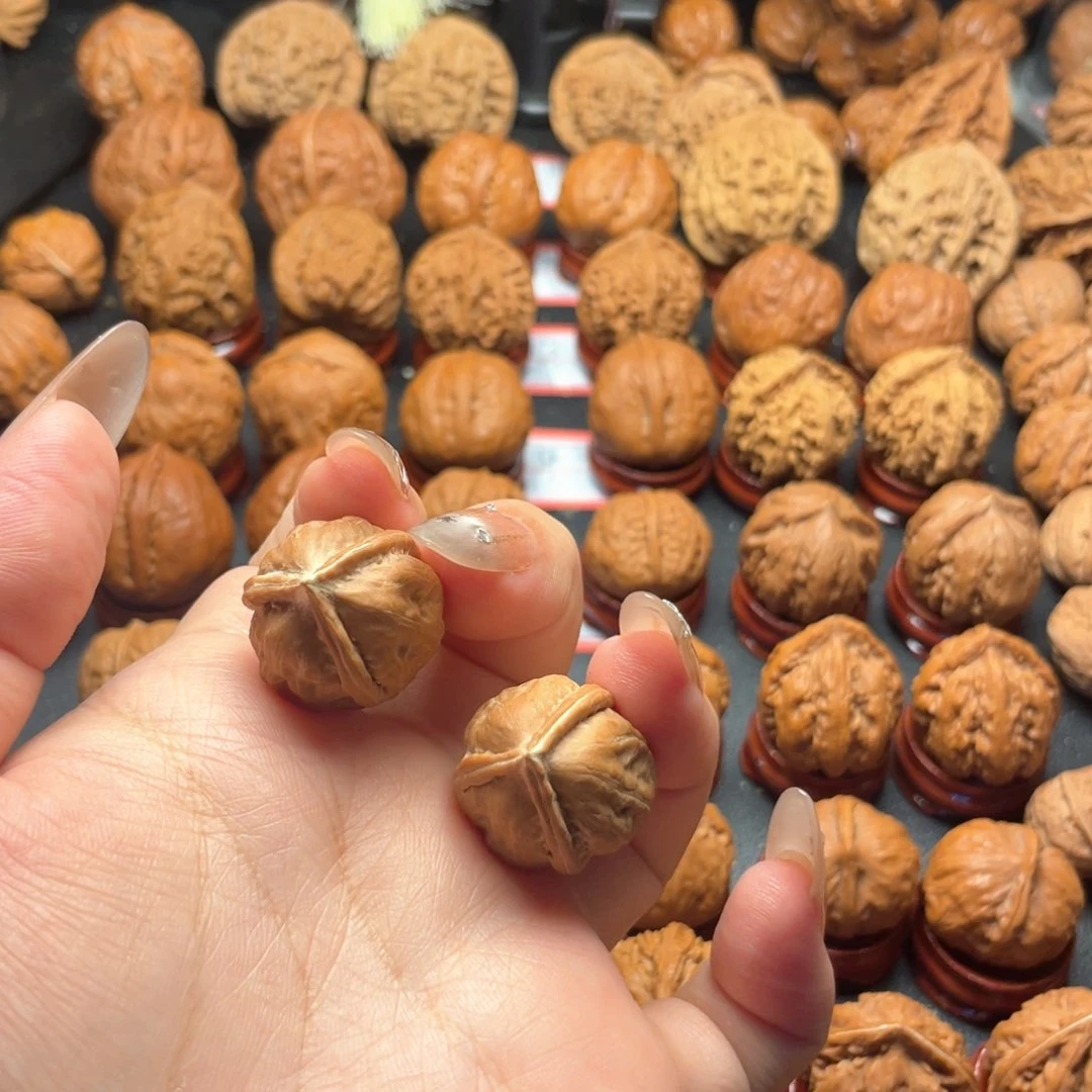 世***去核桃。。。。。。。。。。核桃