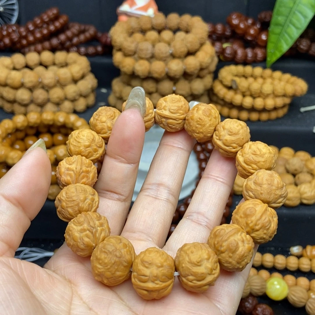 猴头核桃手串蔷**爵蟾王手串