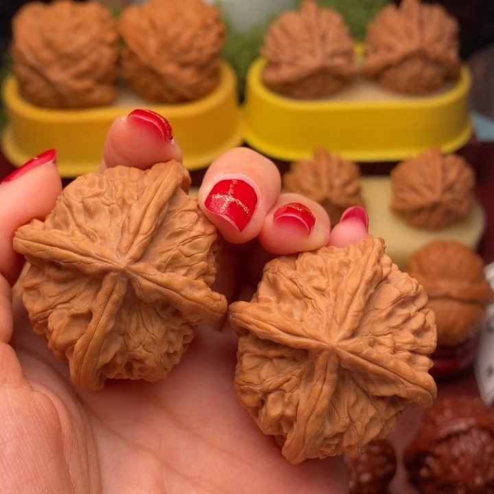 桃核把件玉玺四棱44……