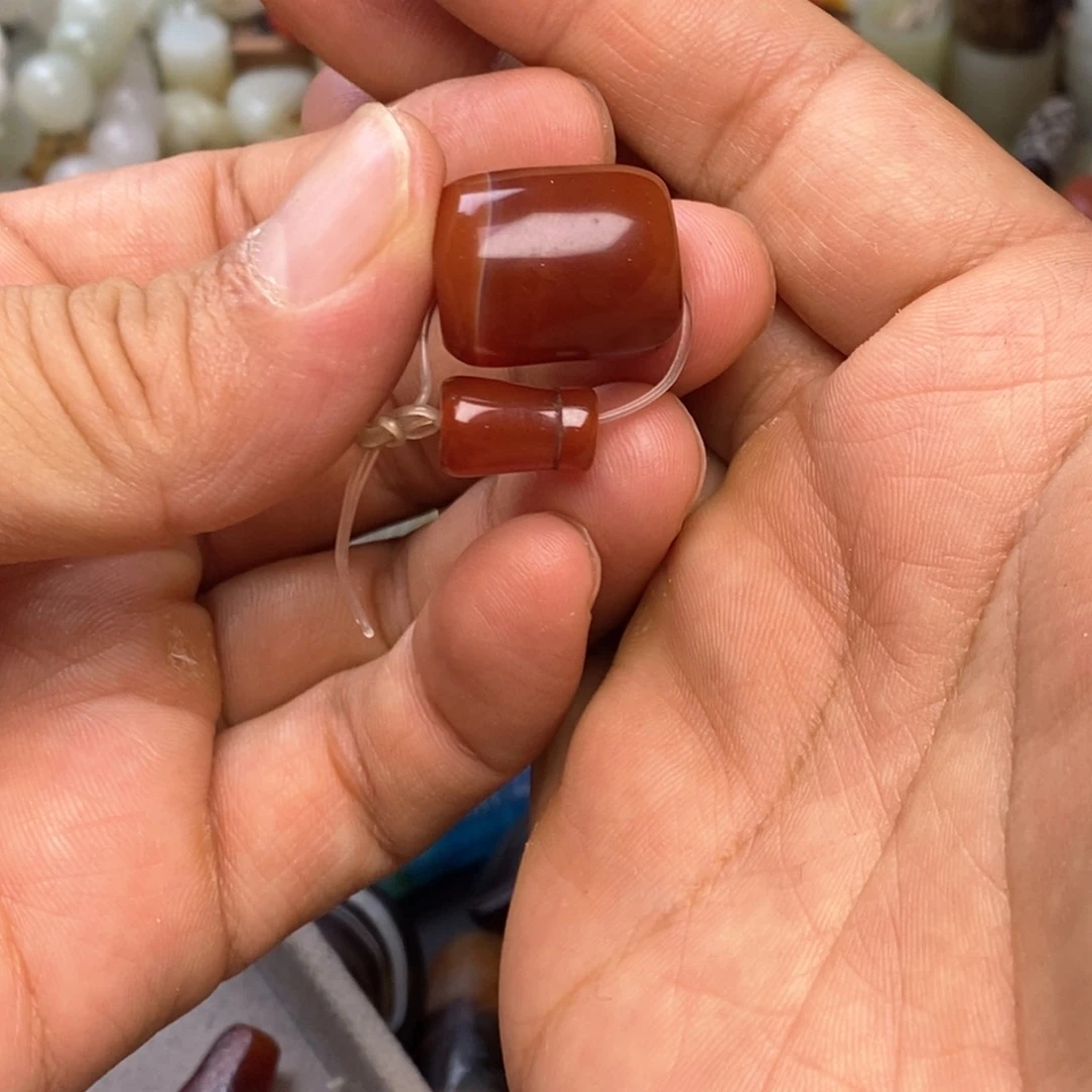 未镶嵌颈饰玛瑙/玉髓人**好