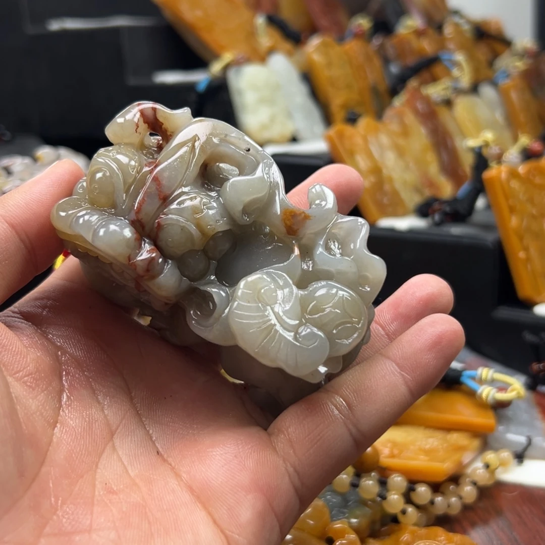 石英质玉（黄龙玉）未镶嵌hly