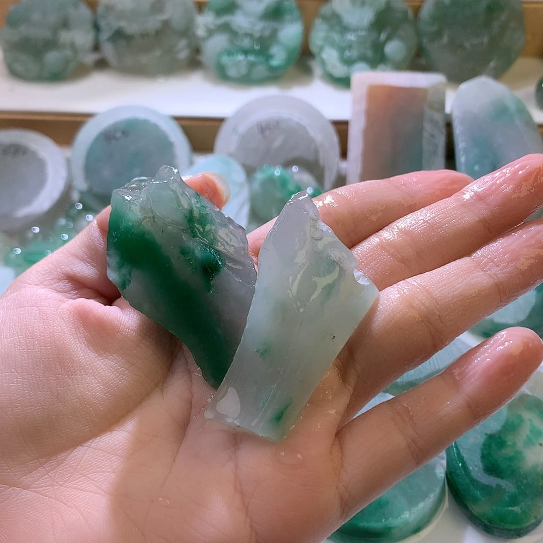 石英质玉未镶嵌珠宝半成品