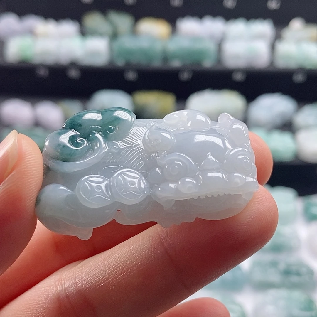 颈饰未镶嵌翡翠翡翠貔貅