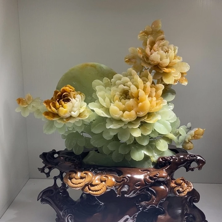 未镶嵌蛇纹石玉（覆膜）珠宝奇石