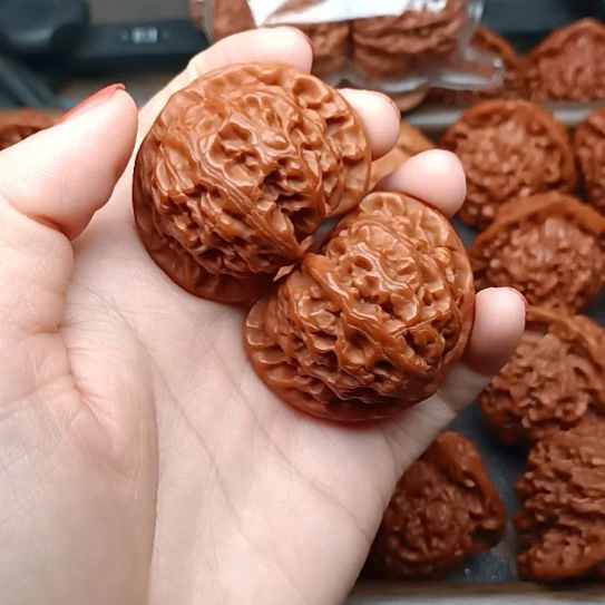 核桃宫灯狮子头宫灯狮子头