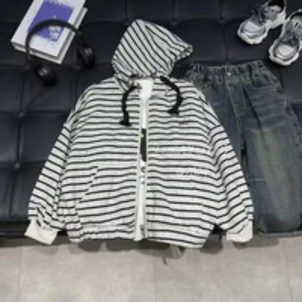 BY LIUXIAOLIU韩版高货秋季儿童彩点条纹外套4069