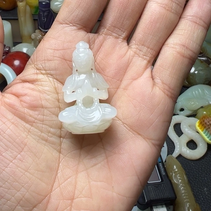 旭***8和田玉（糖玉）未镶嵌颈饰