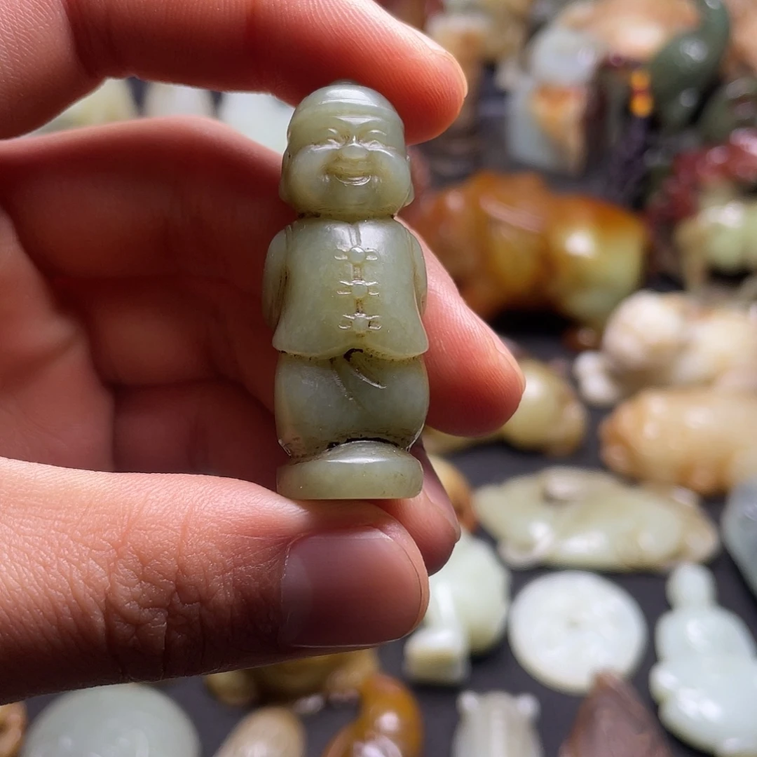 和田玉（糖玉）未镶嵌颈饰