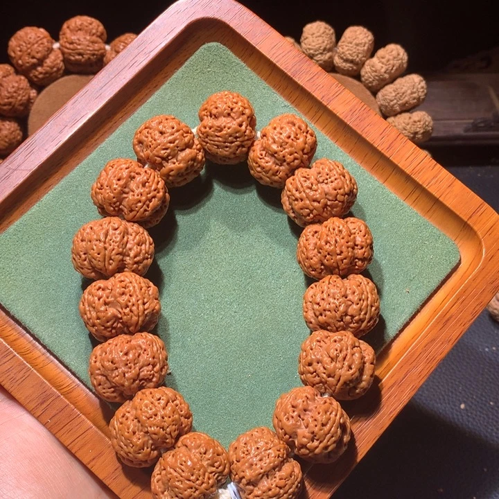 金刚菩提手串24+定制款麒麟梅花