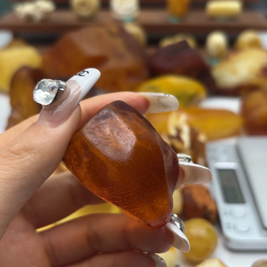 雪****定制琥珀未镶嵌不退不换