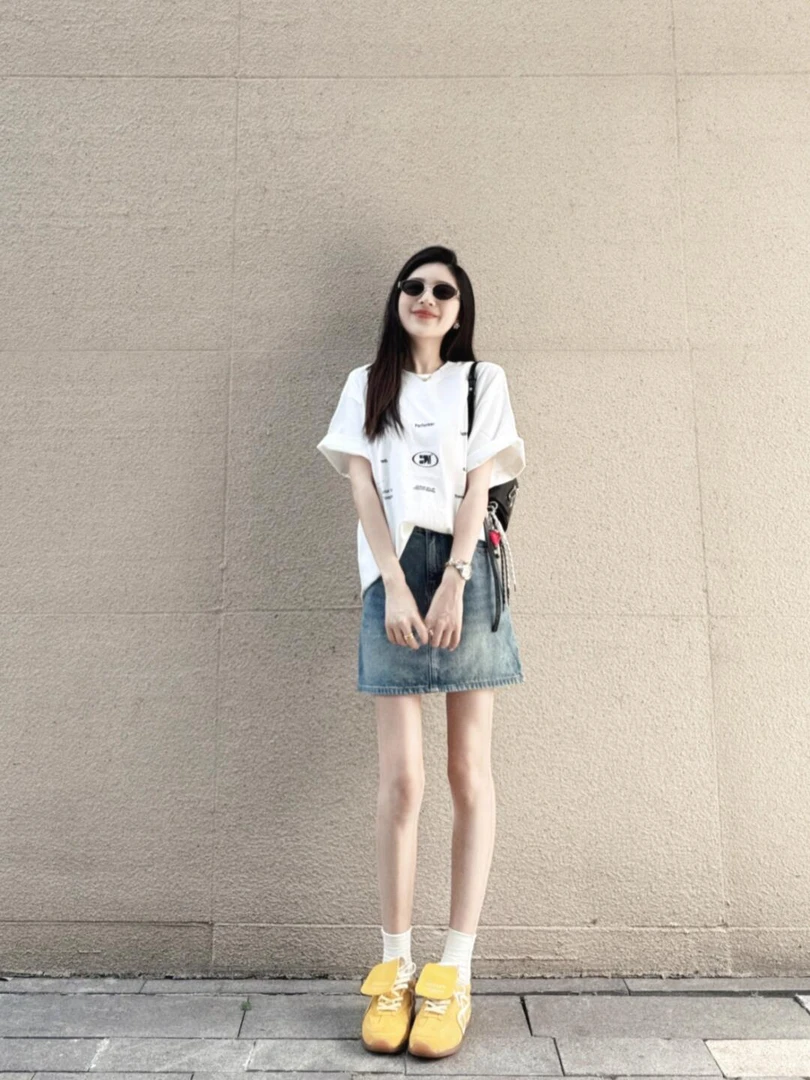 【only you】韩系时尚新款夏季印花白色棉短袖高腰复古牛仔半裙套装