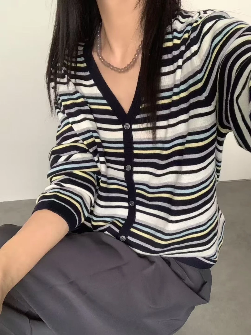 2025LANSE常规款针织圆领镂空拼色羊毛针织衫落肩袖常规的适中