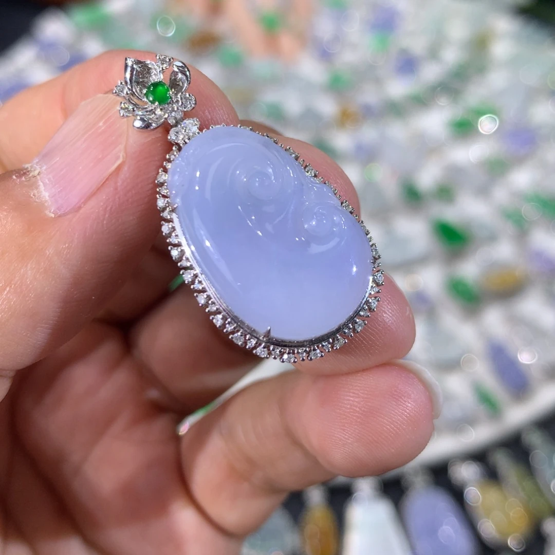 吊坠(不含链)18K金镶嵌翡翠