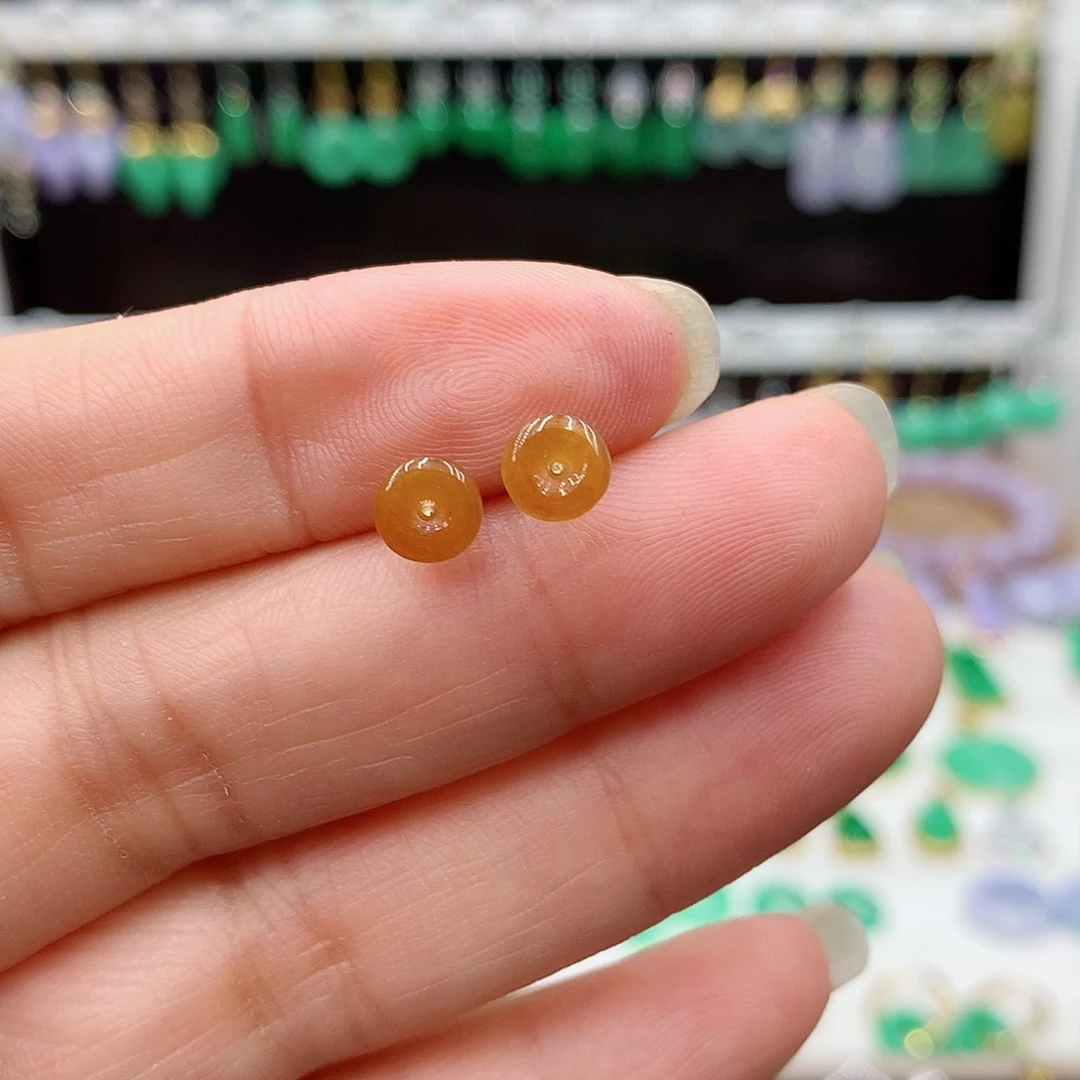 翡翠耳饰18K金镶嵌的