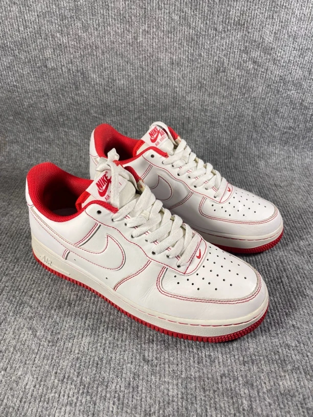 二手正品41码/260 Nike Air Force 1 空军一号 轻便 板鞋 白红