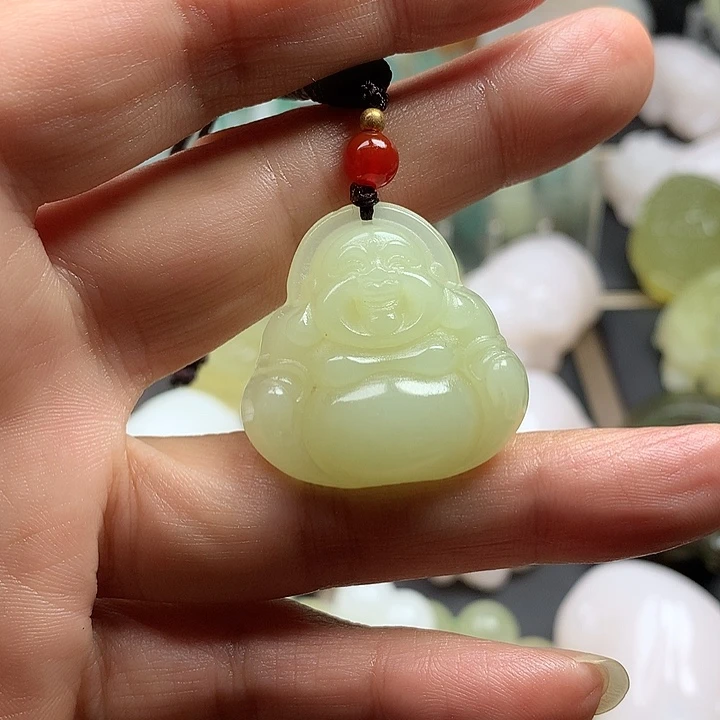 和田玉（青白玉）未镶嵌颈饰
