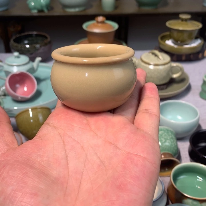 横***树龙泉青瓷手工制作