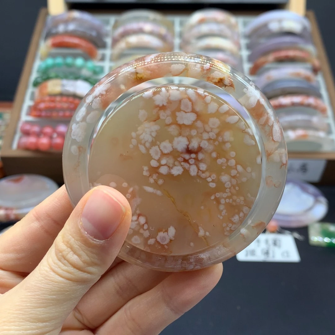 【闪购商品】玛瑙/玉髓手镯未镶嵌怎****鱼