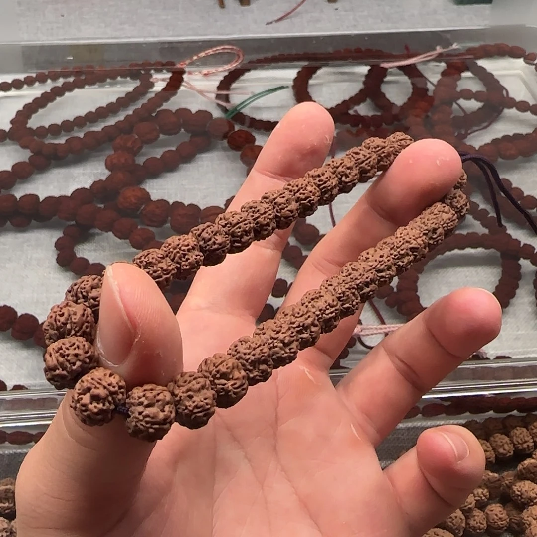 金刚菩提吊坠平细手持精挑