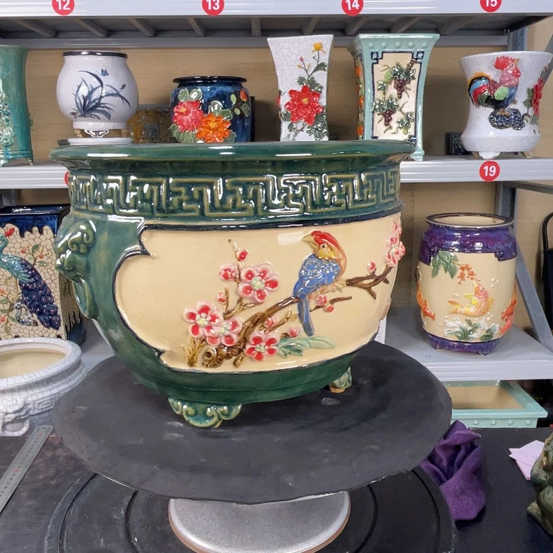 帝**者正宗岭南石湾盆