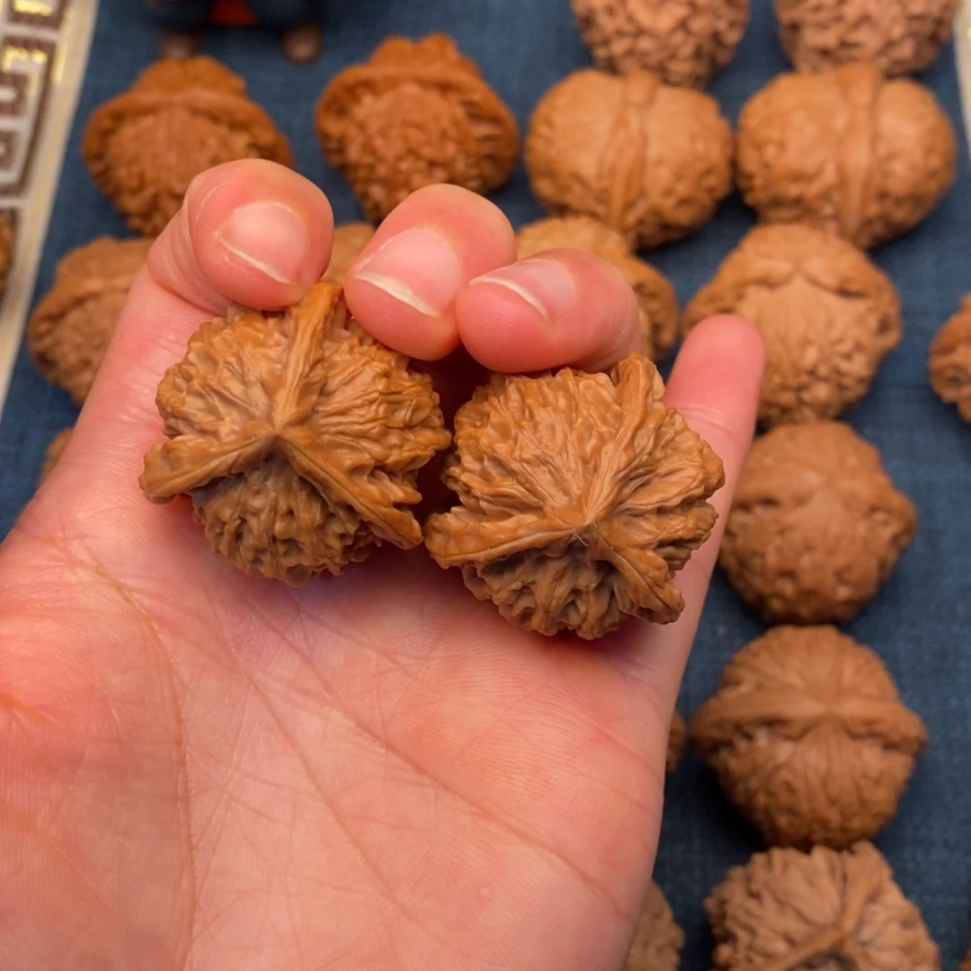 文玩核桃把件33全品毕业球奔