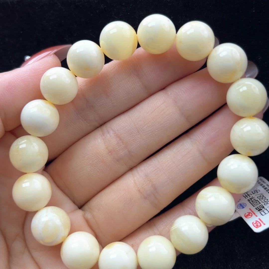 未镶嵌琥珀珠宝奇石