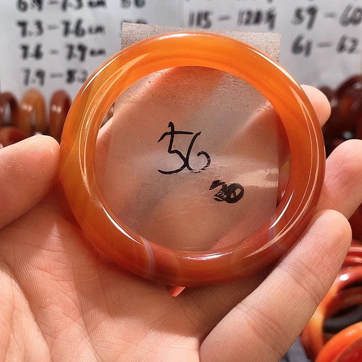 玛瑙/玉髓手镯未镶嵌