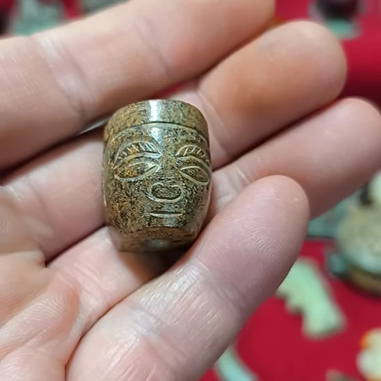 和田玉（糖玉）未镶嵌珠宝奇石玉，，，，，，，，，，，，，，