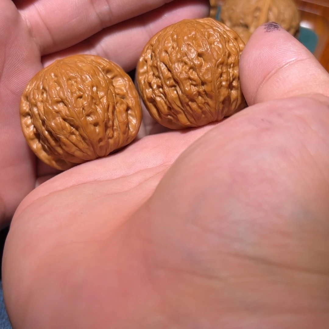 文玩核桃把件铁锤39回血