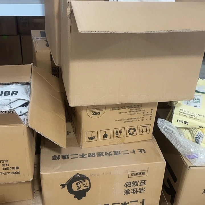翔***子11月到期不二混合猫砂一箱（2.5kg*6袋）