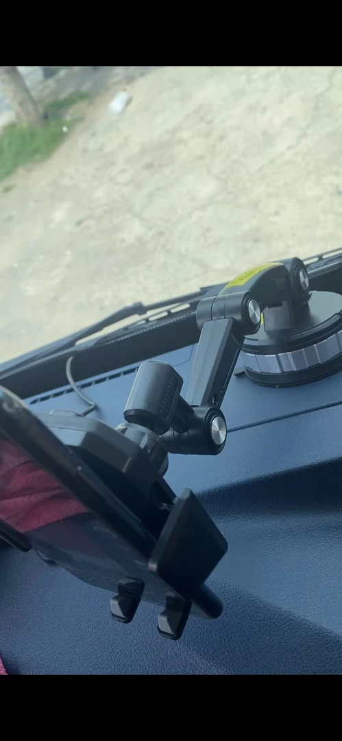 车载手机支架吸盘式中控台仪表盘挡风玻璃通用超强防震